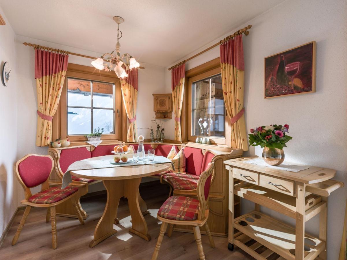 Haus Bichl Apartment Финкенберг Екстериор снимка